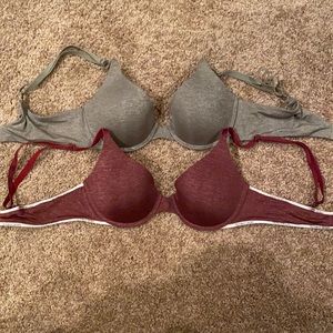Victoria’s Secret T-Shirt Bras in a bundle of 2